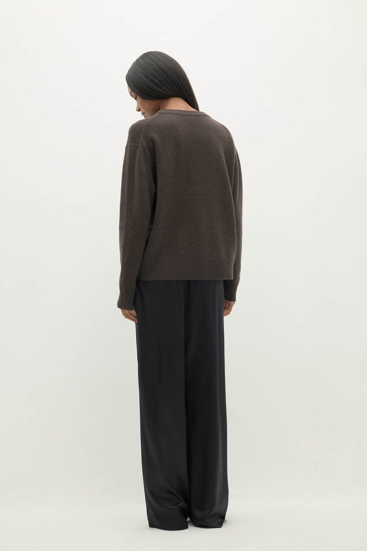 KAIA CREWNECK CASHMERE SWEATER