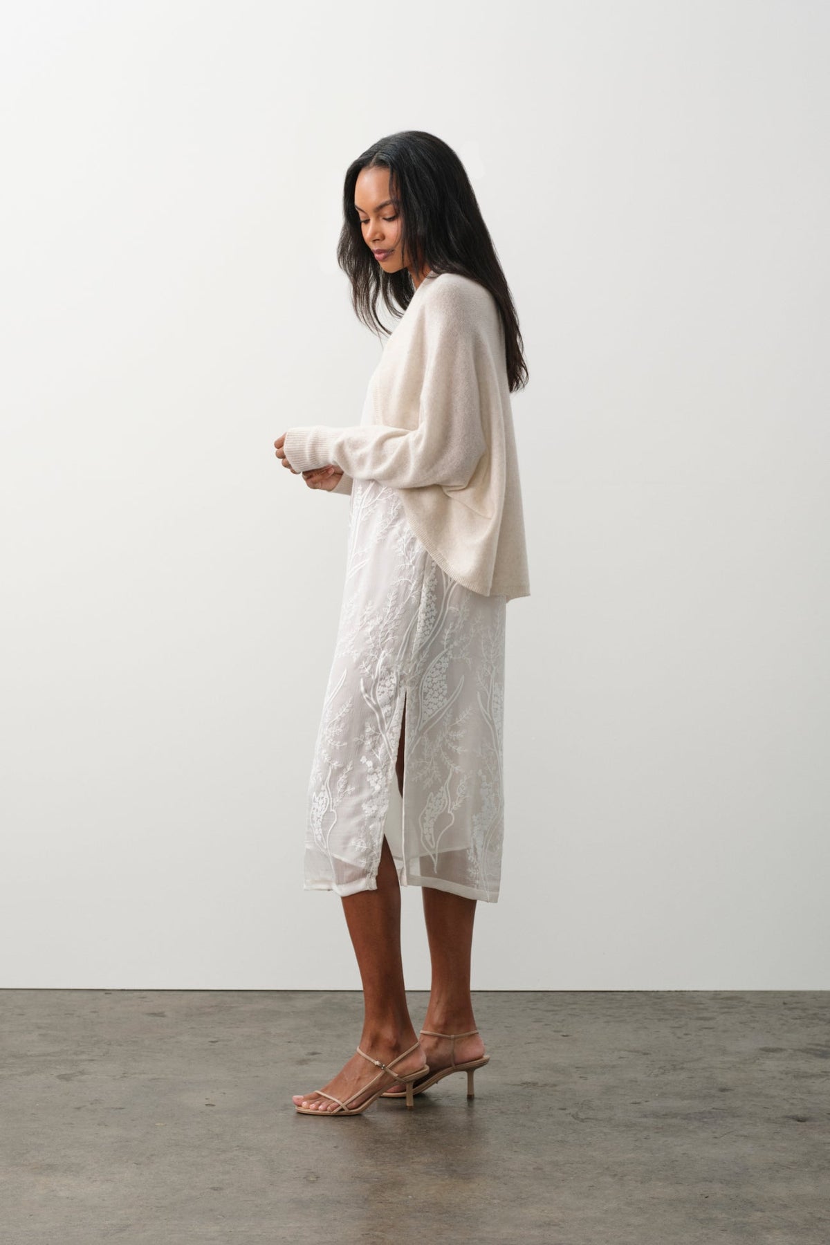 MELI FEATHERWEIGHT CASHMERE SHRUG