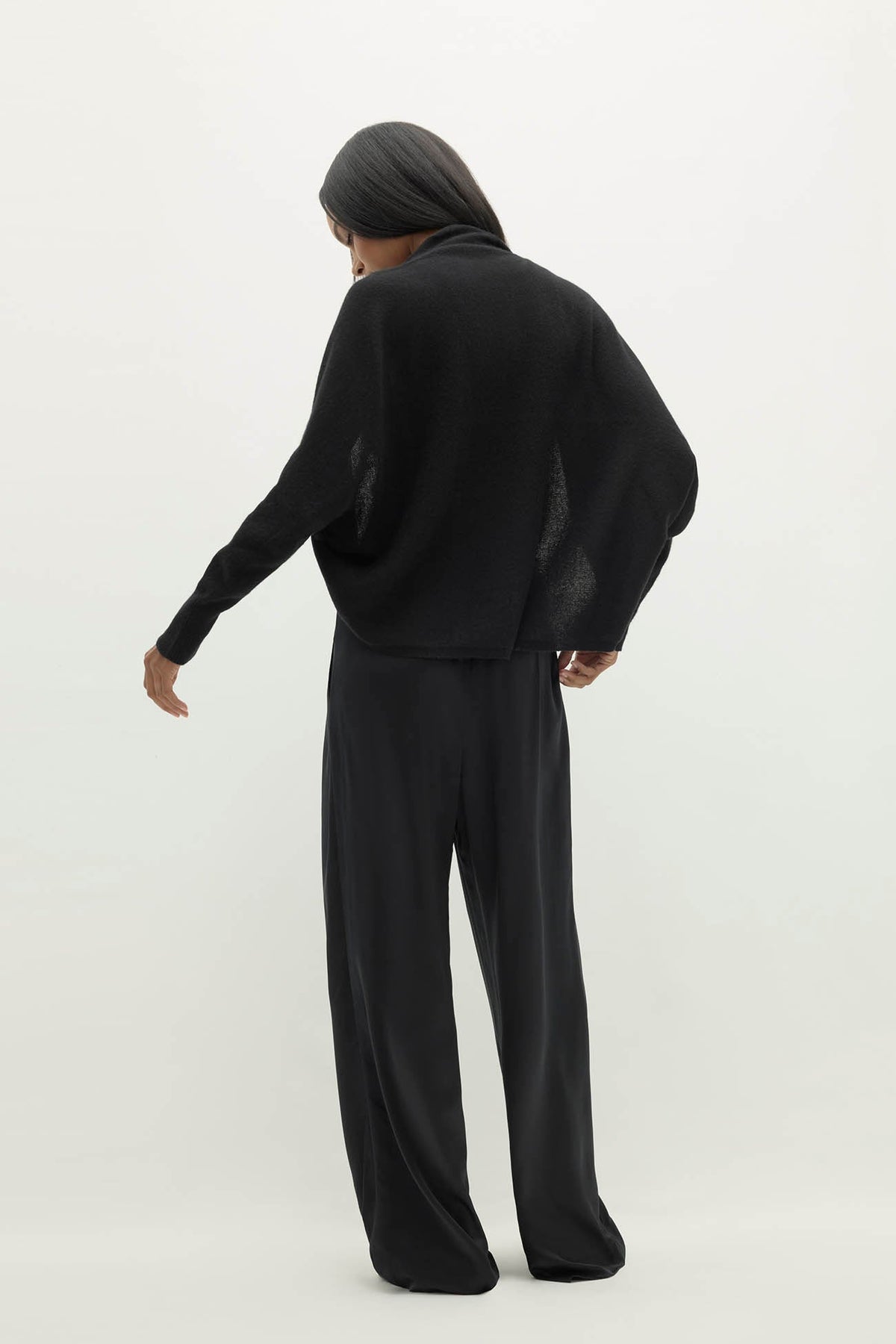 MELI FEATHERWEIGHT CASHMERE SHRUG