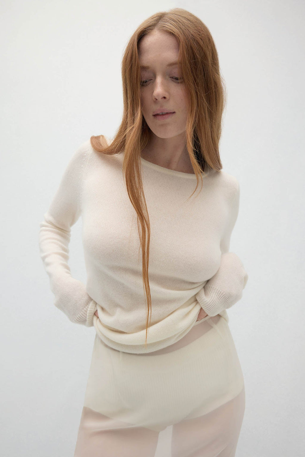 ADDY CREWNECK CASHMERE SWEATER