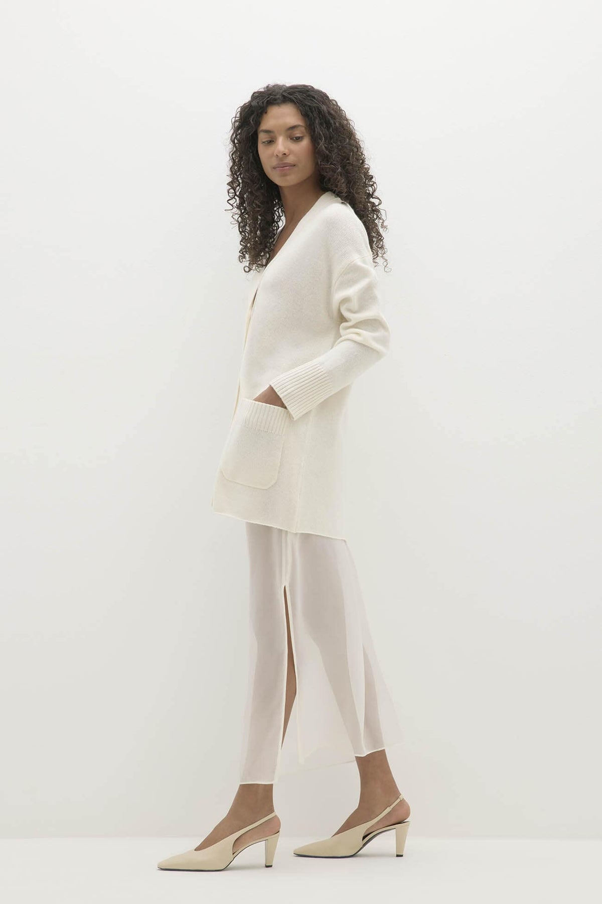 ADELINA BUTTON-UP CASHMERE CARDIGAN