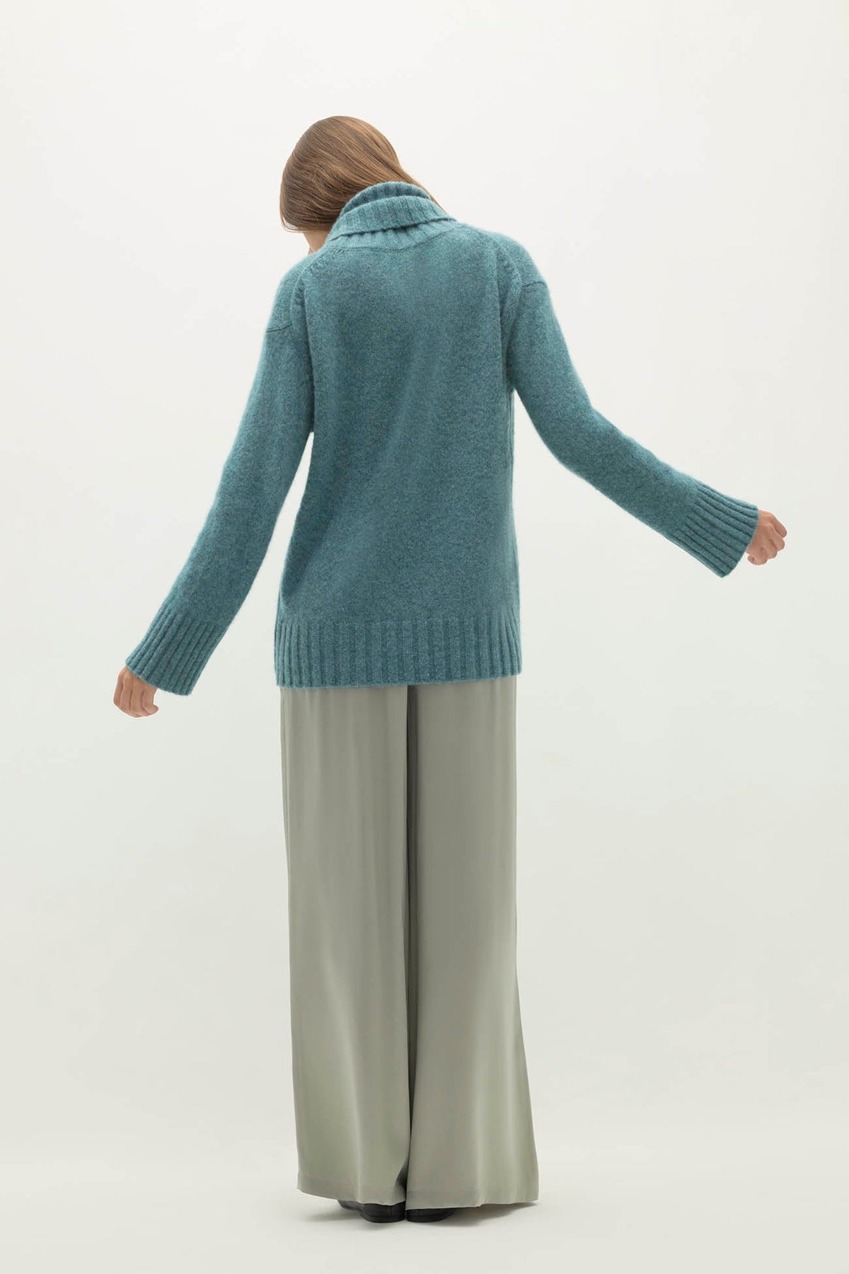 MARTINA CLOUD SPUN CASHMERE TURTLENECK