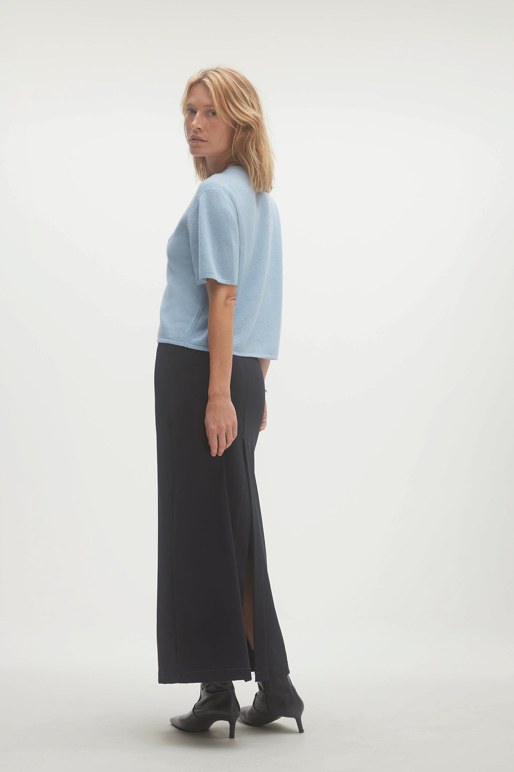 JEAN CASHMERE CREWNECK SWEATER