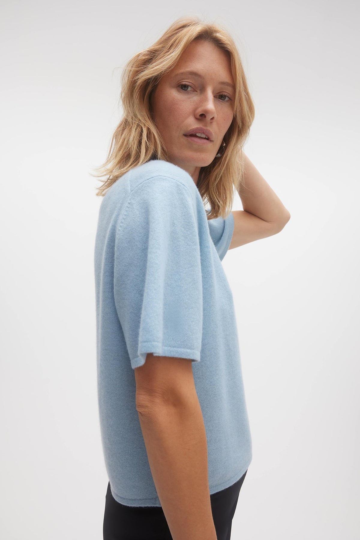 JEAN CASHMERE CREWNECK SWEATER